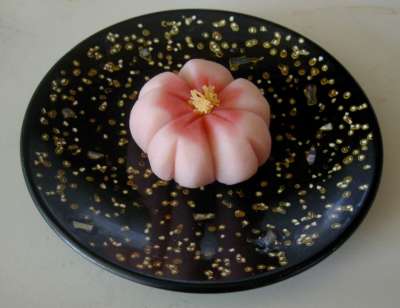 煉り切り：桃の花 / Nerikiri: Peach Flower